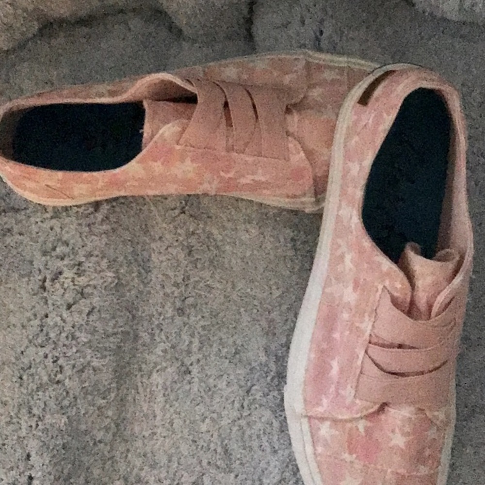 Size 10 Blowfish Sneakers